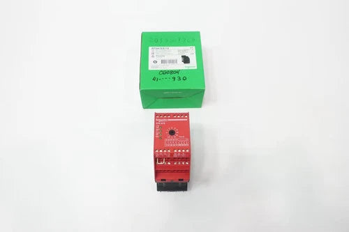Schneider XPSATE5110 Emergency Stop Safety Relay Module 24v-dc