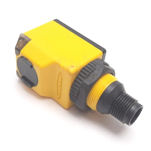 Banner Q25SP6FF100Q Fixed Field Photoelectric Sensor, 100mm, 10-30VDC, 4-Pin M12