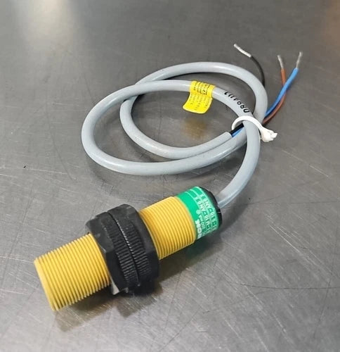 TURCK Bi5-S18-AN6X Proximity Switch.                                    Loc5E-20