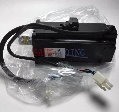 One YASKAWA Servo Motor SGM7J-04A7D6C NEW