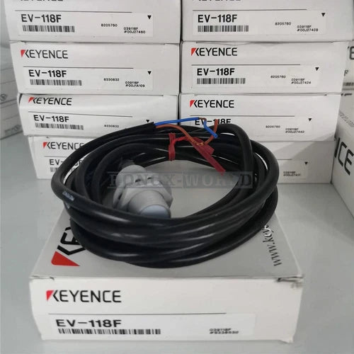 1PCS KEYENCE EV-118F New