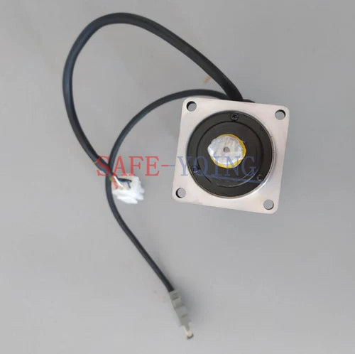 1Pcs Yaskawa Servo Motor SGMAH-04AAA2C New