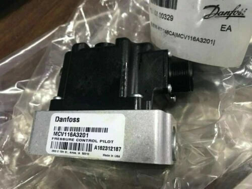 New In Box Danfoss MCV116A3201 Control Valve MCV116A3201
