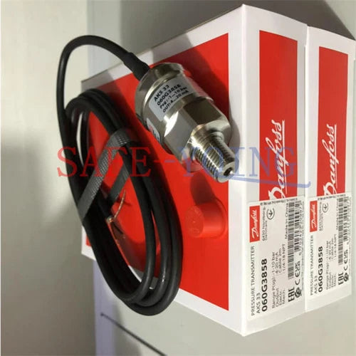 1PC Danfoss AKS33 060G3858 pressure transmitter NEW