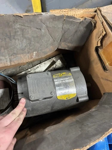 BALDOR RELIANCE KBM3458 1/3HP 1725RPM 56C TENV 3PH BRAKE MOTOR NEVER USED