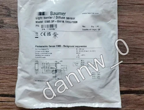1PC New in box Baumer O300.GP-GW1B.72CU/T008 11189399 sensor