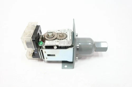 Allen Bradley 836-C7 Pressure Switch 0-150psi 24-600v-ac