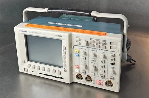 Tektronix TDS 3012 Digital Phosphor Oscilloscope                           loc2C