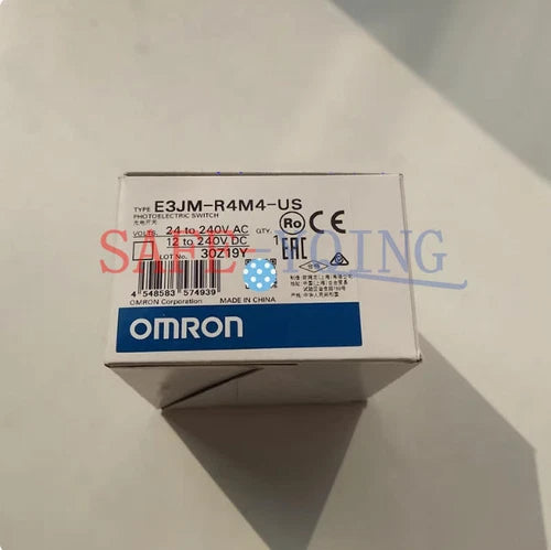 New 1PCS Omron E3JM-R4M4-US photoelectric switch in box