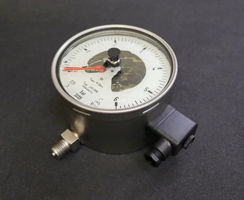 Wika pressure gauge 0-6 bar contact device type 233.50.160 ?160mm Umax = 250V