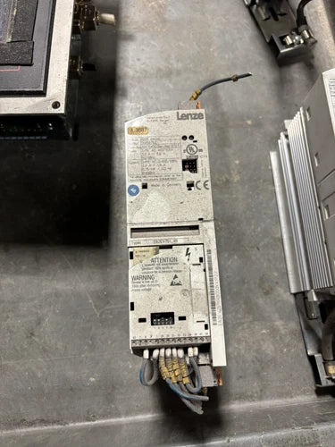 LENZE E82EV751_4B INVERTER 0.75kW 0-400/500V USED DRIVE