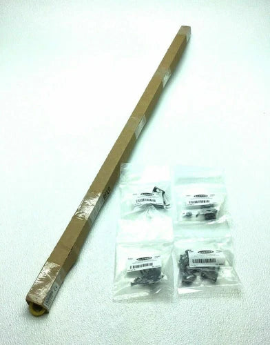 NEW BANNER SLPE14-830P8 EZ-SCREEN LP SAFETY CURTAIN LIGHT