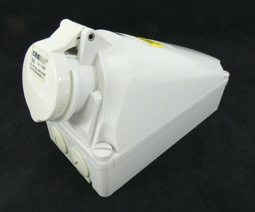 CEEform Wandsteckdose f¨¹r alle Spg. nach Trenntransformator 16A-12h 50Hz | 4 pol