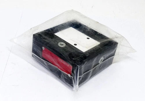 Moog M-CCE032K61WDB0X06Z/A12;X10;AP00 p=42MPa Einbauventil -unused-