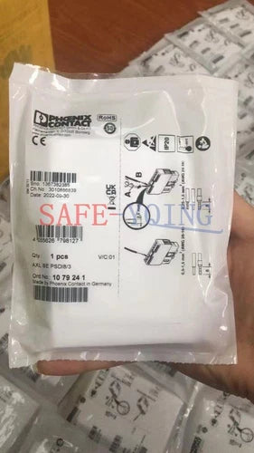 1PCS Phoenix Contact AXL SE PSDI8/3 1079241 Module