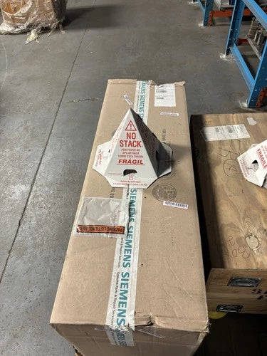 NEW SIMOVERT SIEMENS 6SE7031-0TE50-Z 6SE70310TE50Z