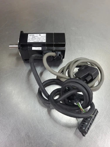 LENZE MAS05D30-NB0 200V 2.1A 3000min Encoder Motor.                         1-E7