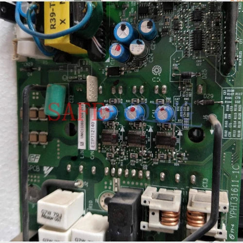 ONE USED Yaskawa power drive board A1000 E1000 3.7 5.5kw ETP712140 YPHT31611-1C