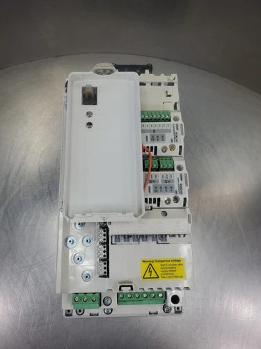 ABB ACS800-U1-0009-5+N685+P901 Drive, 7.5HP 10A 3PH.                     1D-15.1