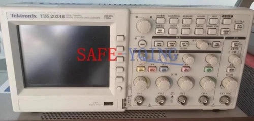 1PCS Used Tektronix TDS2024B Digital Oscilloscope 200MHz 2GS/s