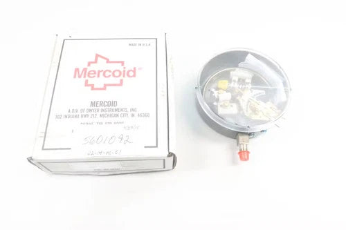 Dwyer DA-41-3-21E Pressure Switch 1/4in Npt 30-400psi 120/240v-ac/dc