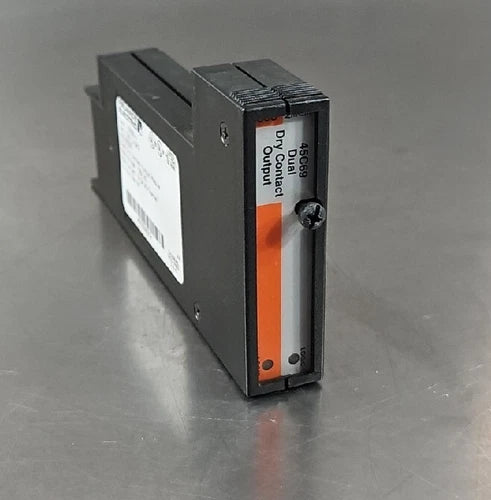 Reliance Electric 57666-A (45C69) Dual Dry Contact Output Module       Loc 3E-27