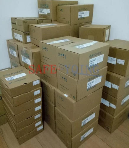 1PCS NEW Yaskawa Servo Motor SGMPS-01ACA6C