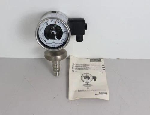 WIKA 532.54.100 Druckmessger?t mit Induktivkontakt Cont 831.1 NEUWERTIG
