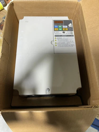 OMRON CIMR-V7AZ47P5 / RS 3030-V7 Used