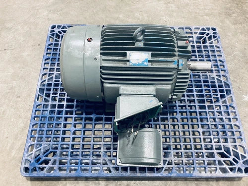 TECO N0404 MAX-SE INDUCTION MOTOR 40HP 324T FR 3PH 230/460V 4-POLES 30KW 1765RPM