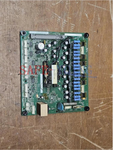 1PCS Yaskawa F7 drive board ETC617231 YPCT31522-1A 75KW-160KW