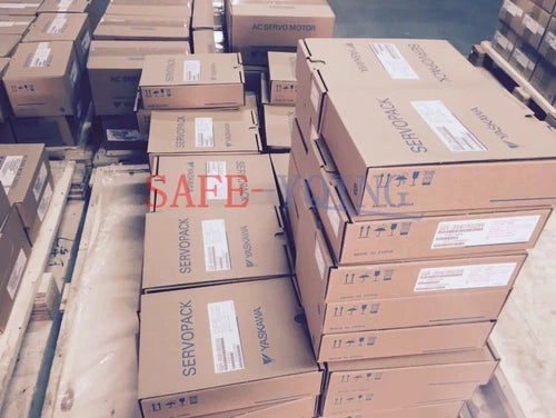 1PC New YASKAWA Servo Motor SGM7J-01AFD21