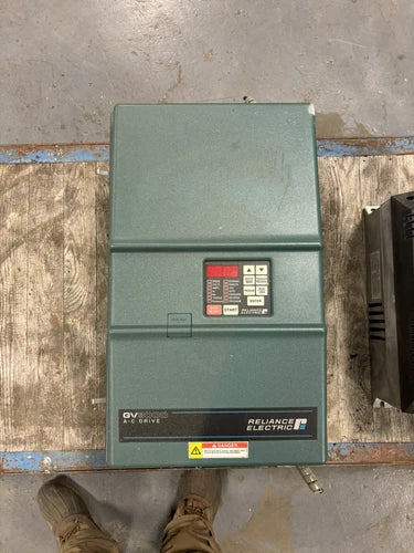 Reliance Electric 30 HP GV3000/SE AC Drive 30V4160 460 V Sensorless GV 3000 RE