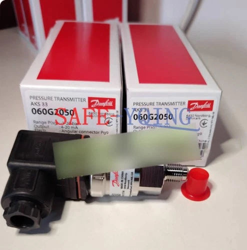 One NEW Danfoss AKS33 060G2050 pressure transmitter