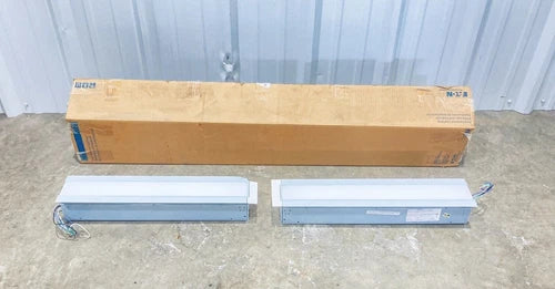 BOX OF 2 EATON LIGHTING TYPE VG90 2' LED STRIP LIGHT 120/277 V NEO-RAY RECIEVED