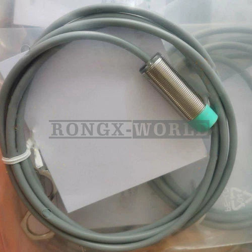 1PCS For PEPPERL+FUCHS Proximity Switch 3RG4023-0KA00-PF New