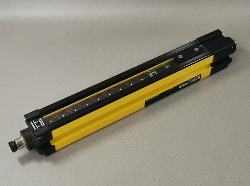 Wenglor SG2-30IS015C1 Safety Light Curtain Emitter