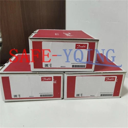 1PCS Danfoss Solenoid Valve 032U8054 NEW