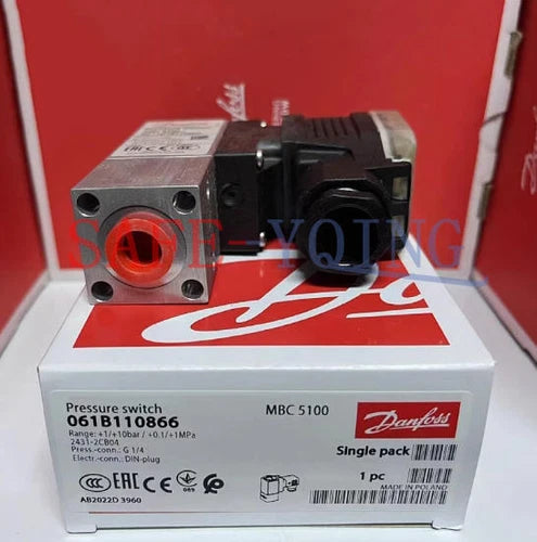 1PCS Danfoss 061B110866 pressure switch new