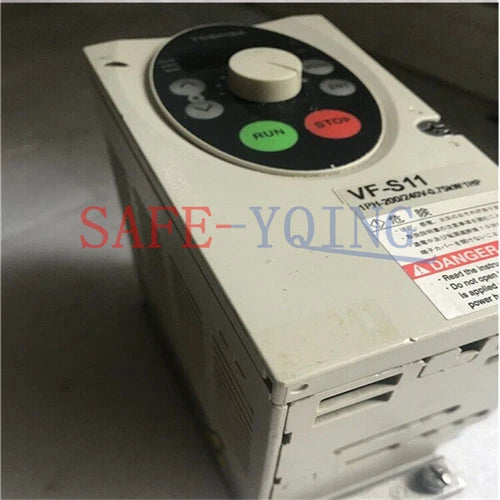 1PCS Used Toshiba Inverter VFS11S-2007PL-WN Tested