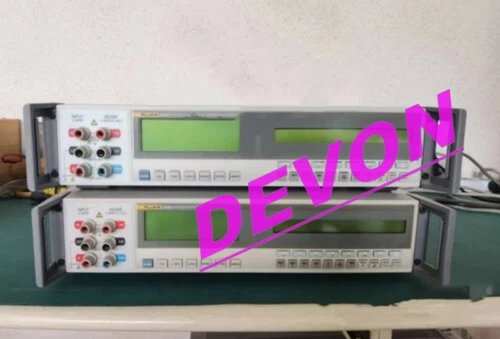 FLUKE 8508A Eight and a half digit benchtop multimeter Tested good