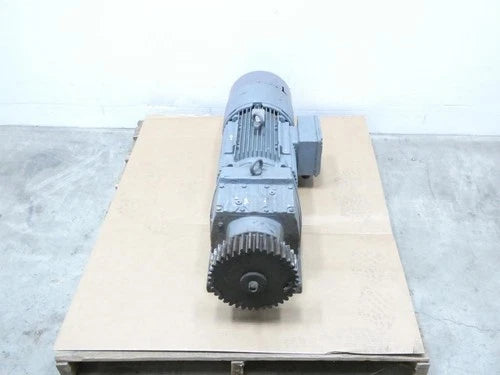 Sew Eurodrive R87 DV132ML4/BM/TF/EV1S Gearmotor 81rpm 3ph 9.2kw 167/290v-ac