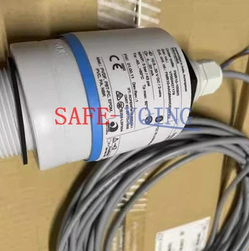 1PC Endress+Hauser FMR10-AAQBMWDEWFE2 radar level sensor New