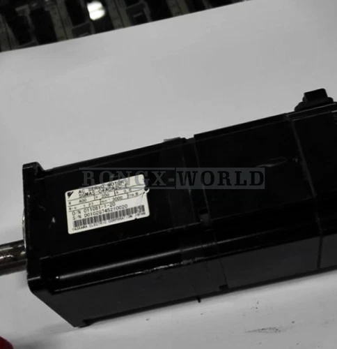 One Yaskawa SGMAS-04ACA2C-E servo motor Used