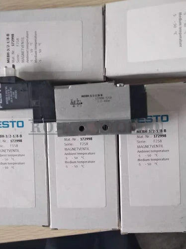 1PCS New In Box FESTO MEBH-3/2-1/8-B 172998 solenoid valve