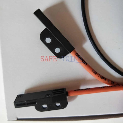 1PC NEW Omron E32-T16PR-3 sensor E32T16PR-3
