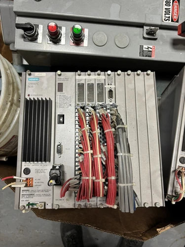 Siemens 505-6660 Simatic 505 Power Supply W/ 505-6851A , 505-4232A,505-4916 USED
