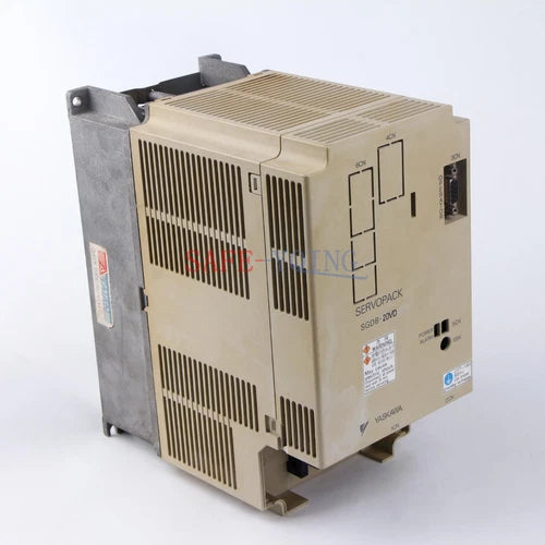 One YASKAWA Servo Drive SGDB-20VD Used