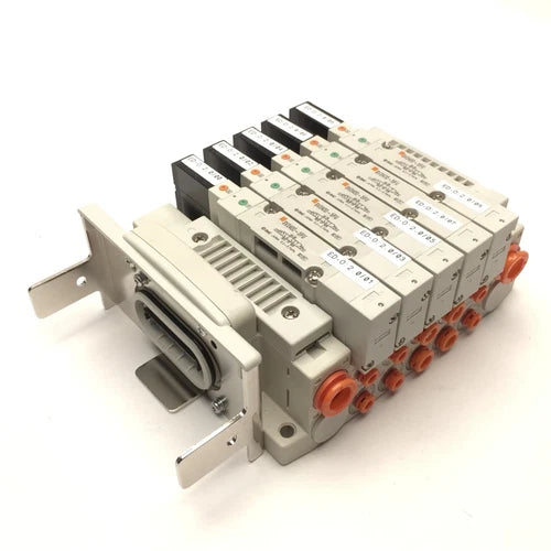 Lot of 5 SMC SV2400-5FU 3-Pos 24VDC Solenoid Valve, Manifold Base, Valve Plate