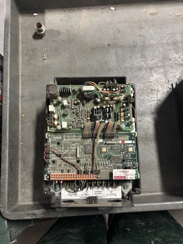 Reliance Electric 2GU21001 A-C VS Drive 1.8 KVA 1 HP 200/230 V USED NO COVER